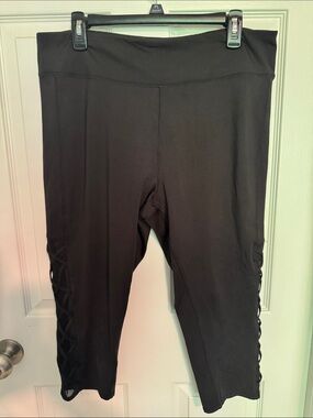 EUC Xersion Black High-Rise Performance Leggings